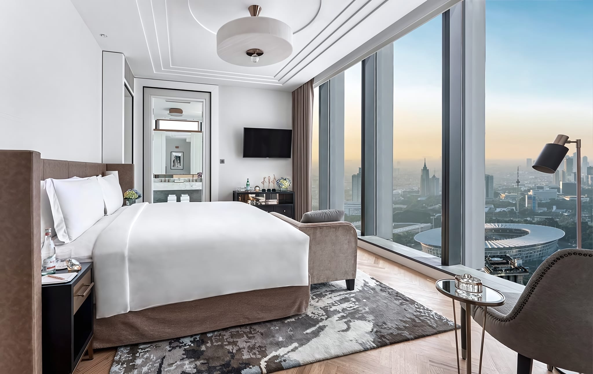 Skyline Views from the Executive Cityscape Room