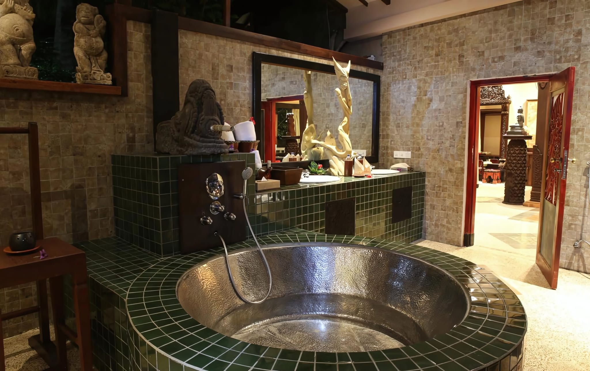 Hening Swarga Spa