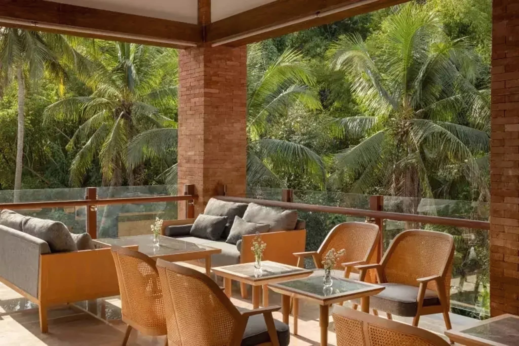 Refresh All-Day Dining