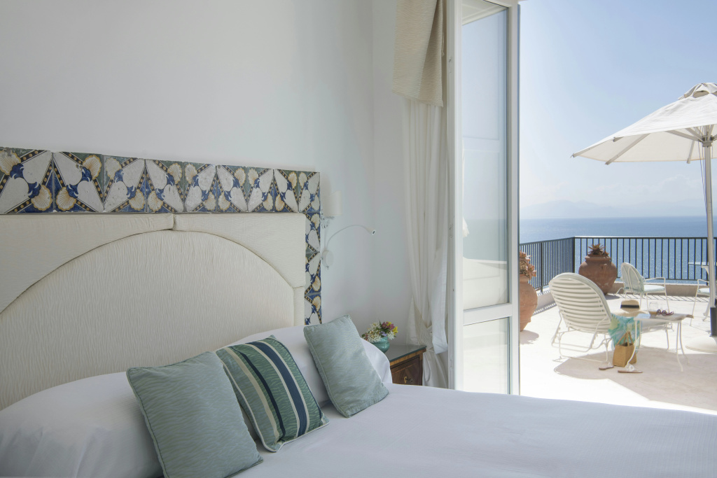 guest_rooms