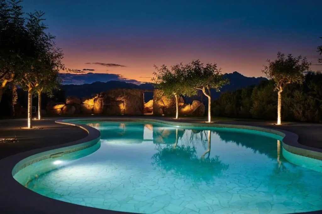 pool
