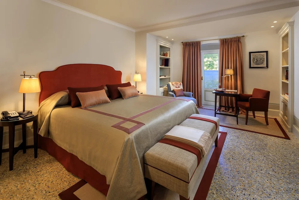 guest_rooms