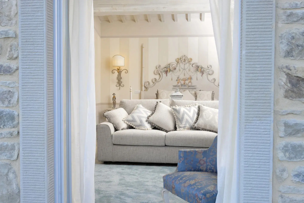 guest_rooms