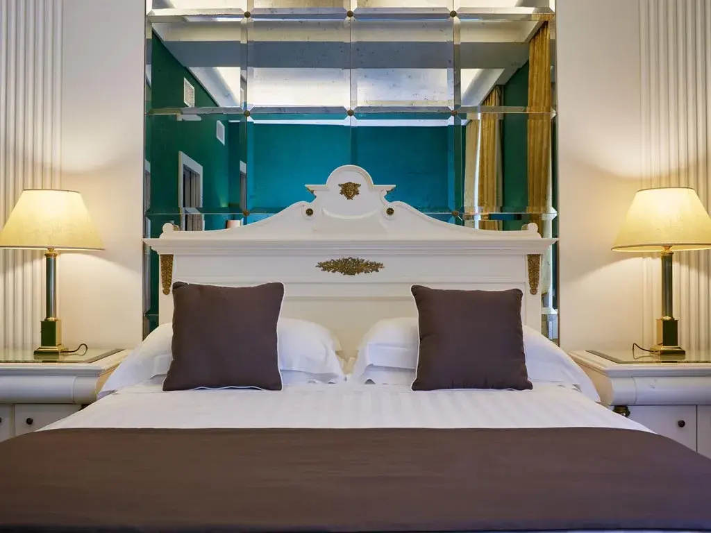 guest_rooms