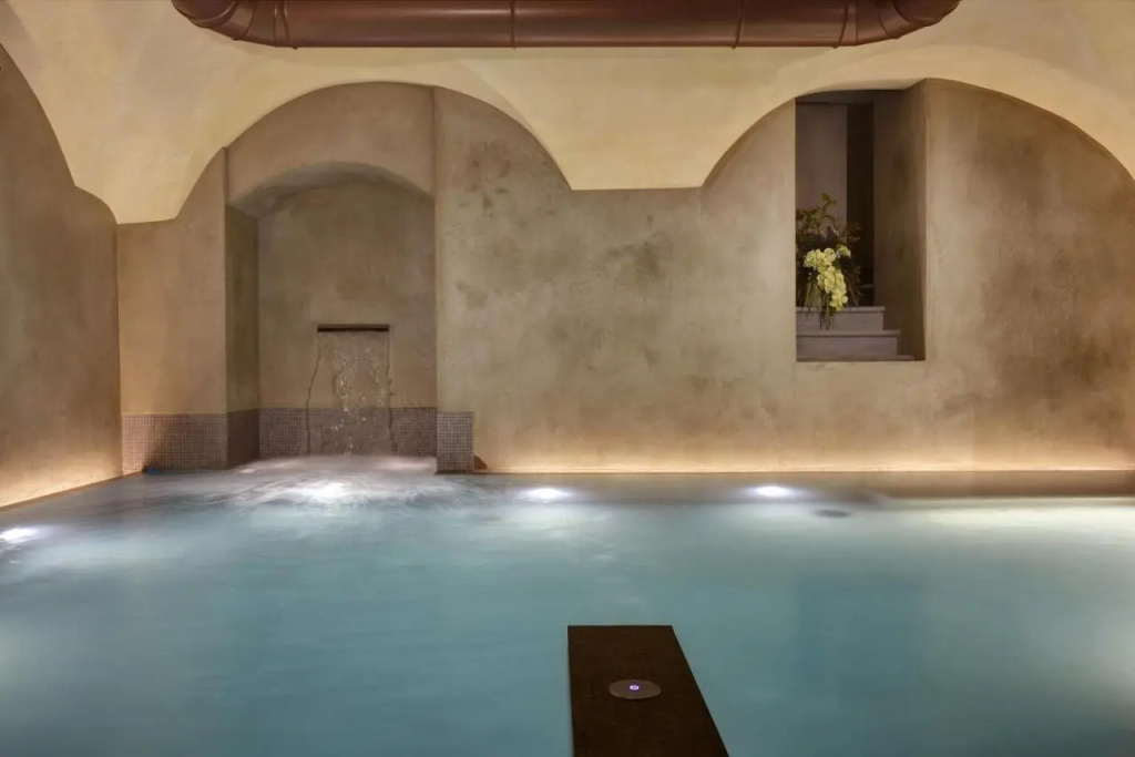 pool