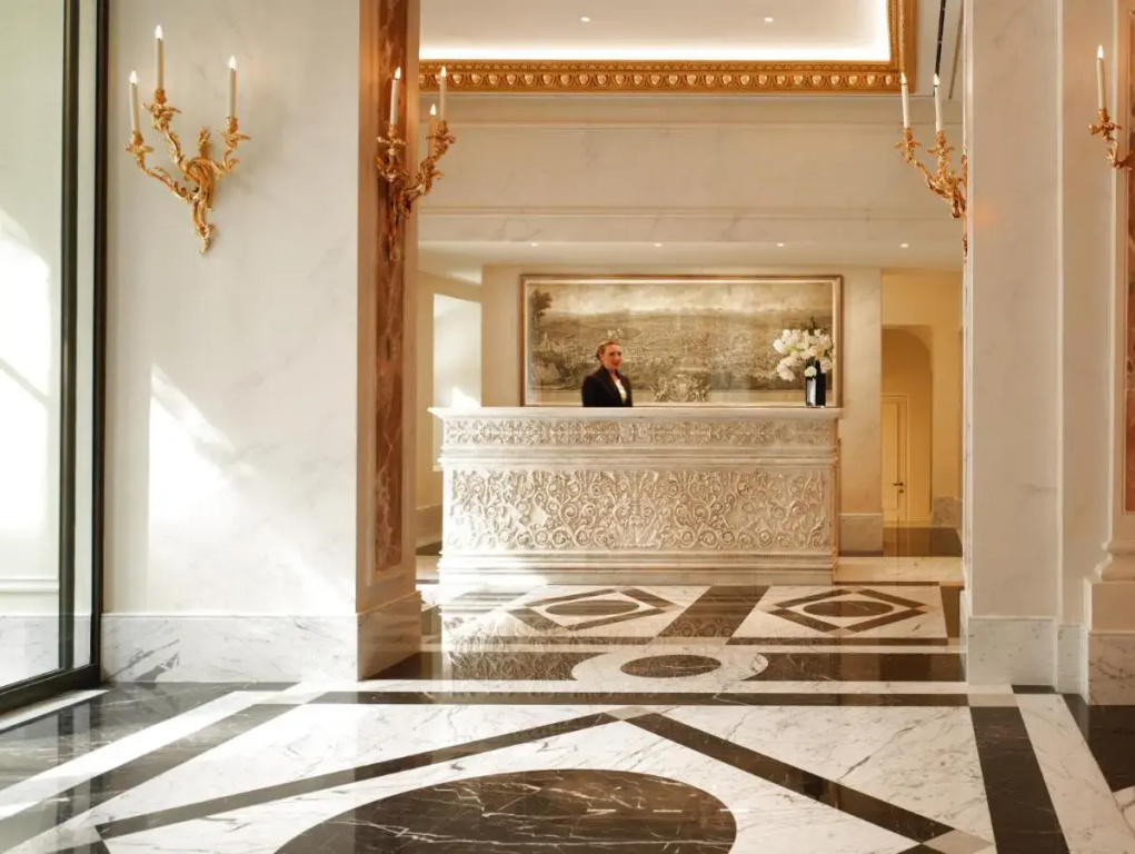 lobby