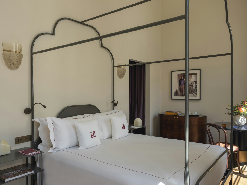guest_rooms