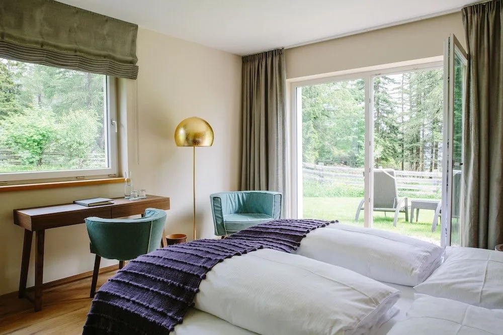 guest_rooms