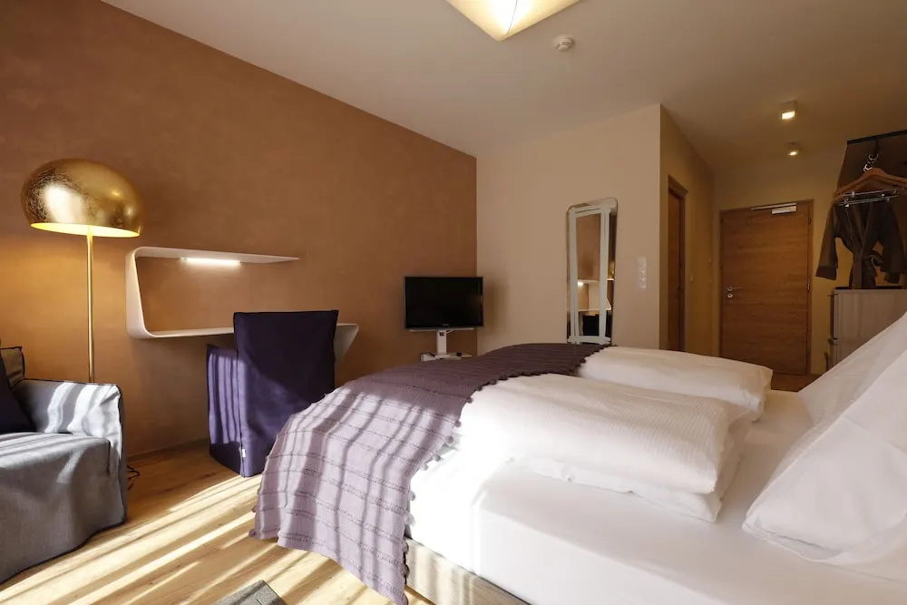 guest_rooms