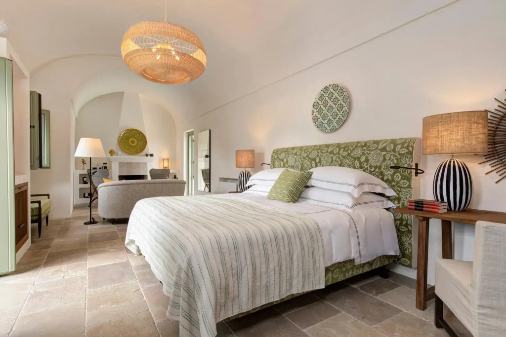 guest_rooms
