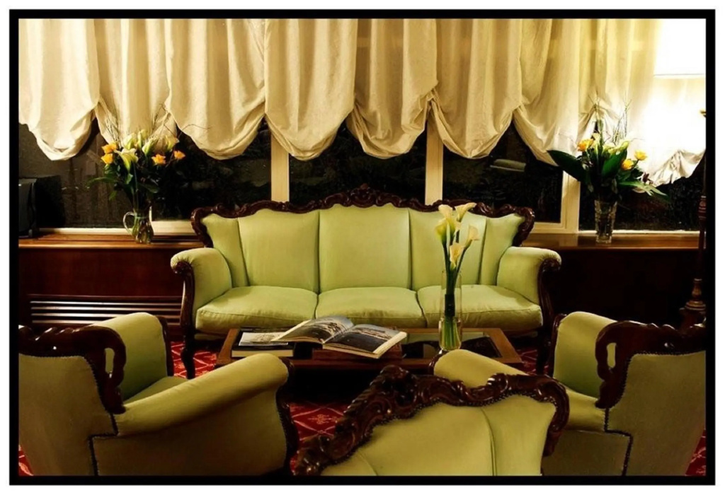 hotel_rooms