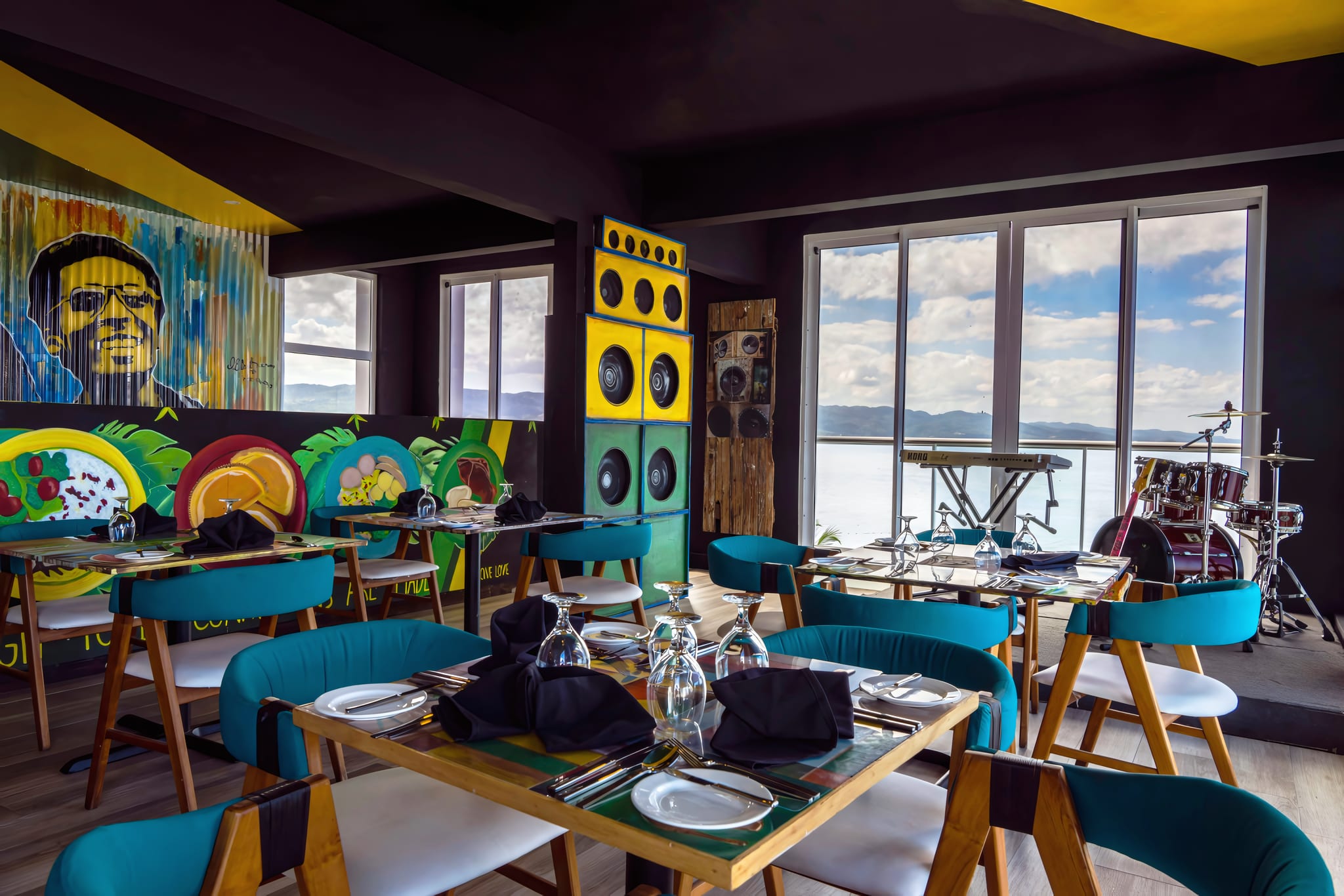 Island Flavours Dining