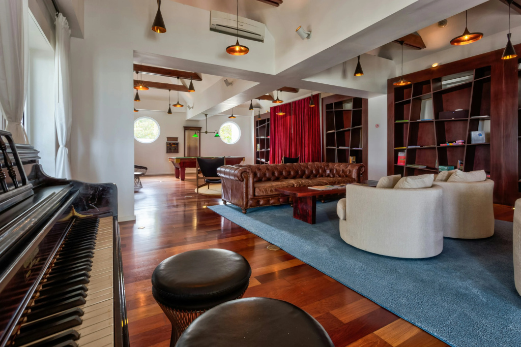 lobby