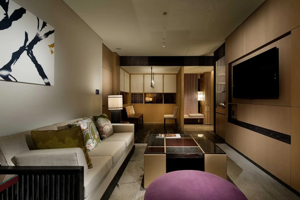 hotel_rooms