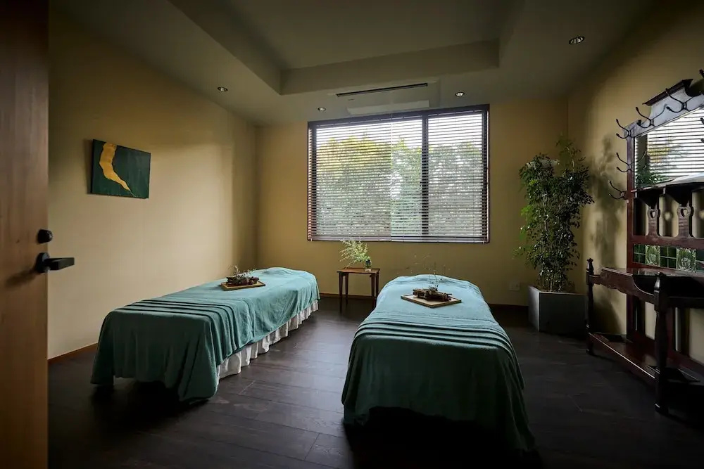 guest_rooms