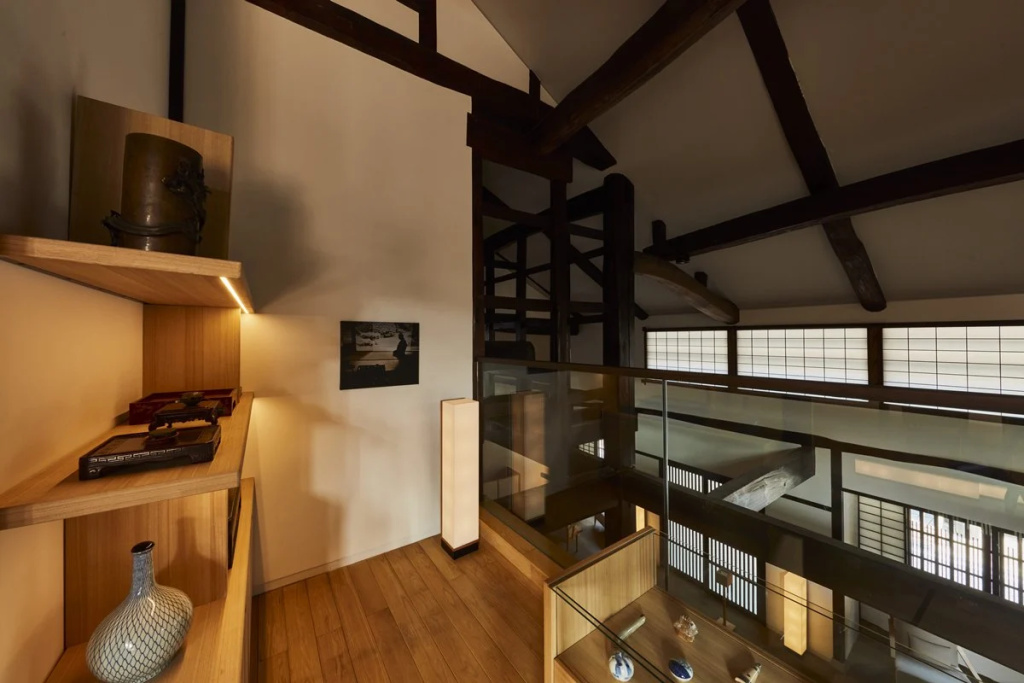 hotel_rooms