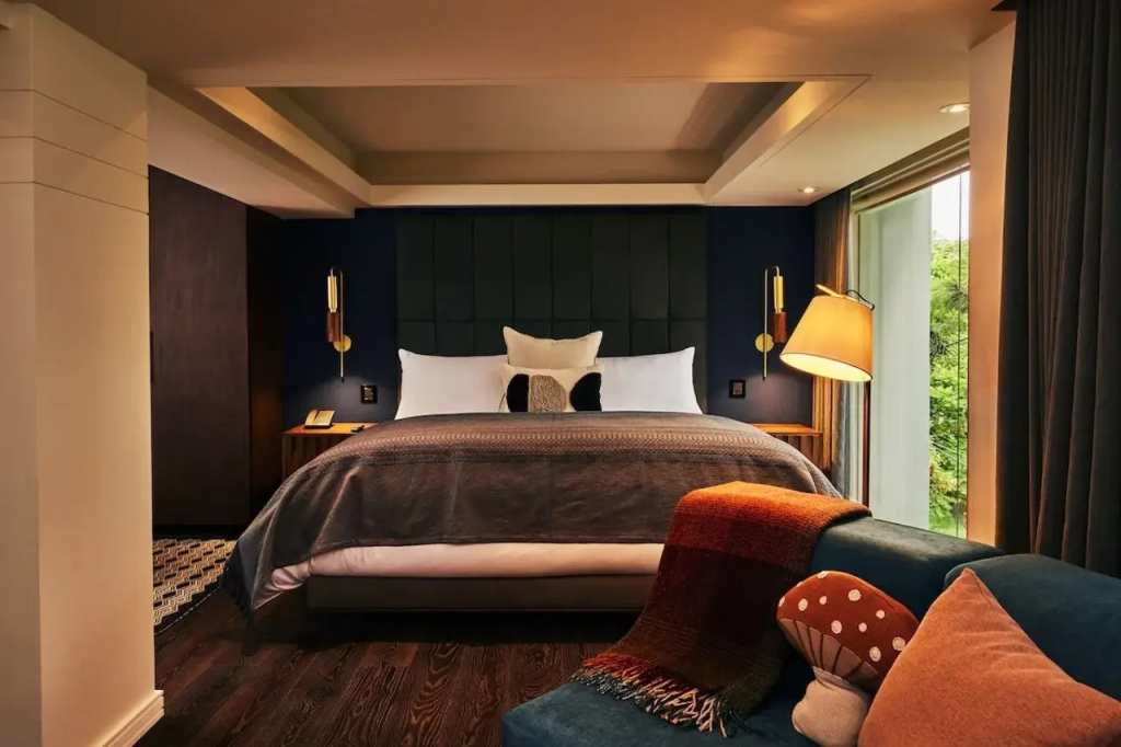 guest_rooms