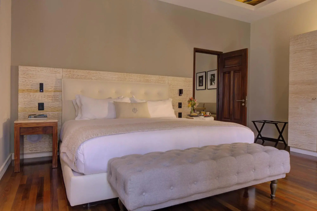 guest_rooms