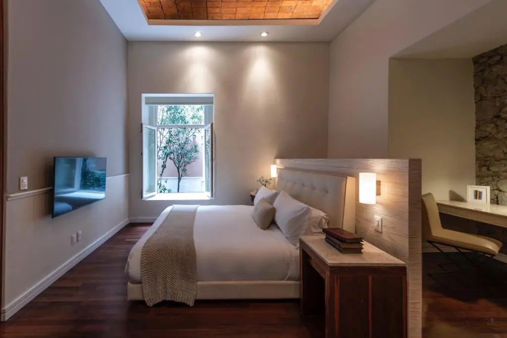 guest_rooms
