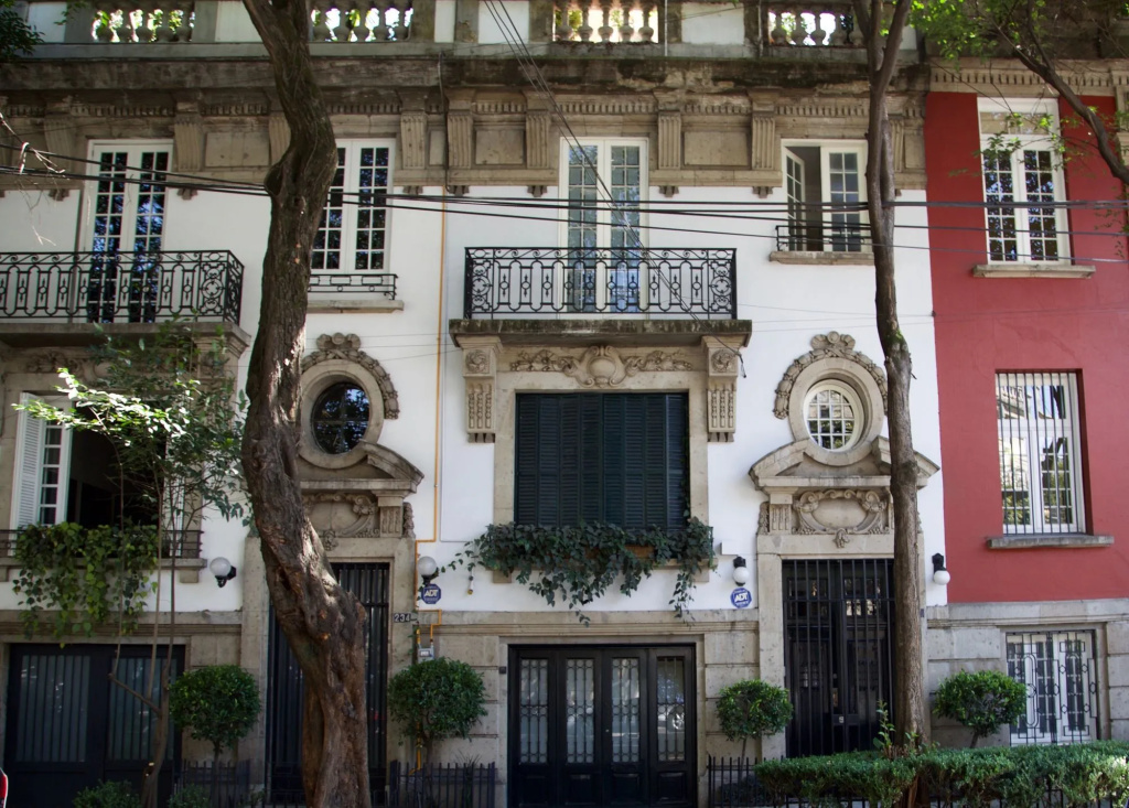 exterior