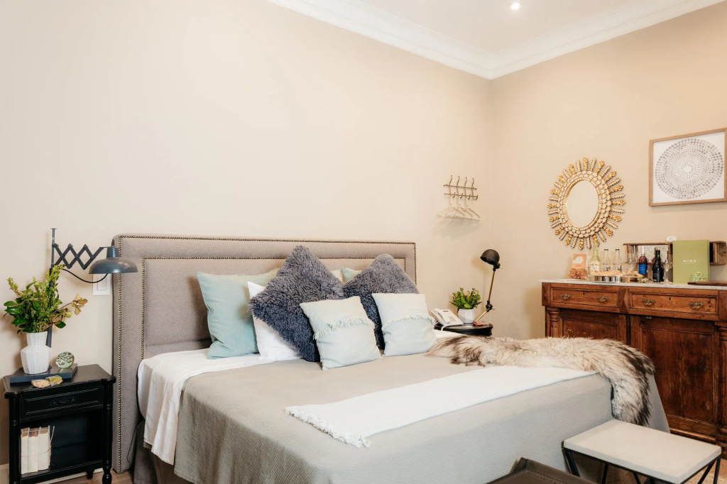 guest_rooms