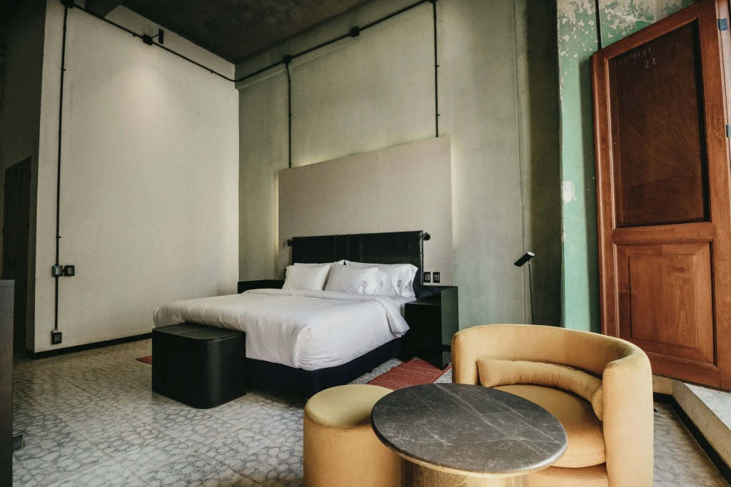 guest_rooms