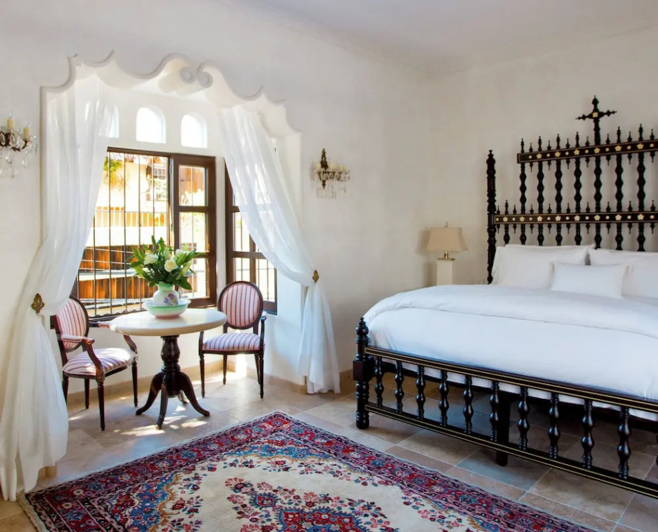 guest_rooms