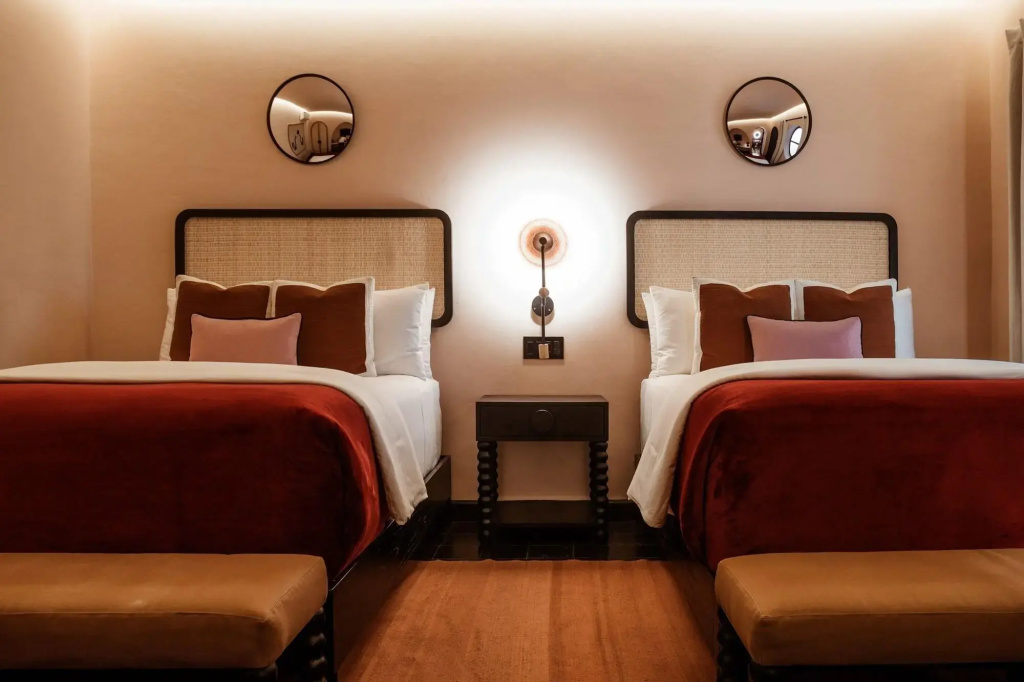 guest_rooms