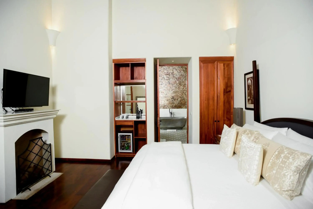 guest_rooms