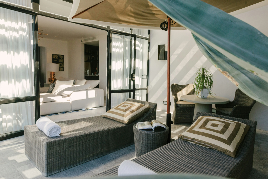 guest_rooms
