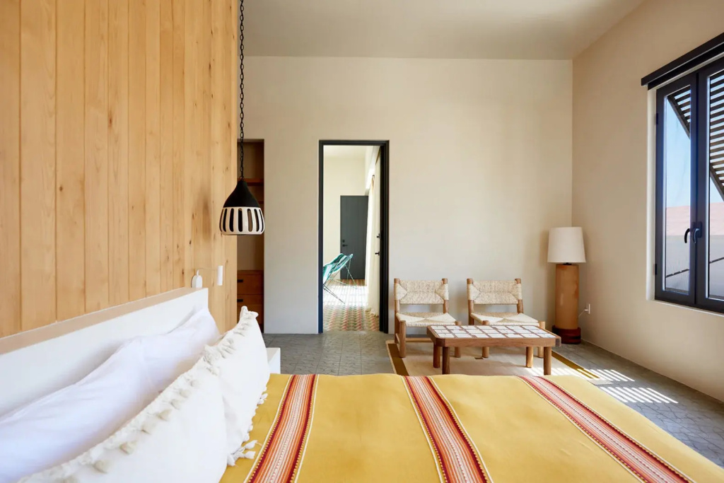 guest_rooms