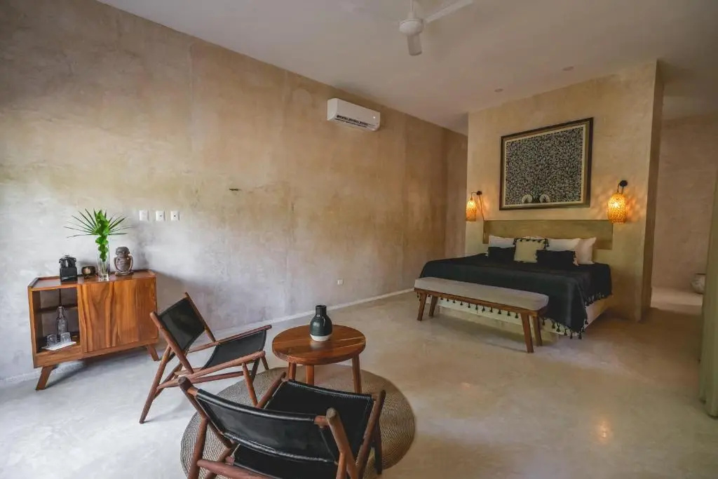 hotel_rooms