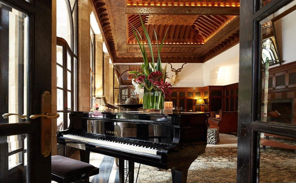 lobby