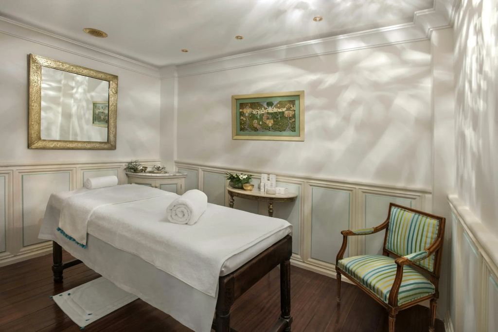 guest_rooms