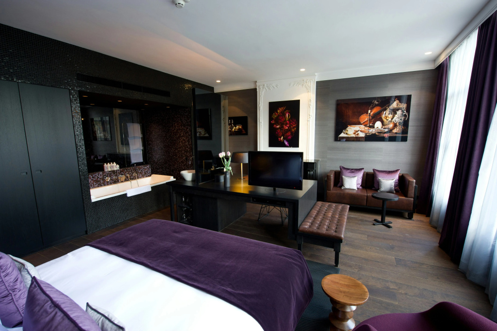 guest_rooms