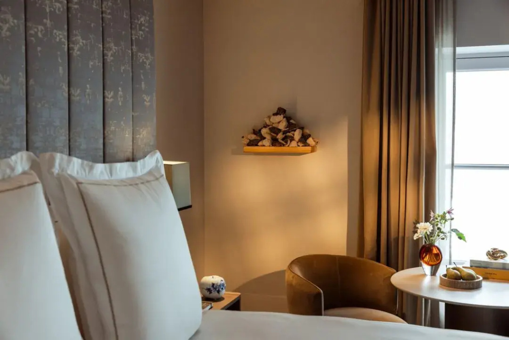 guest_rooms