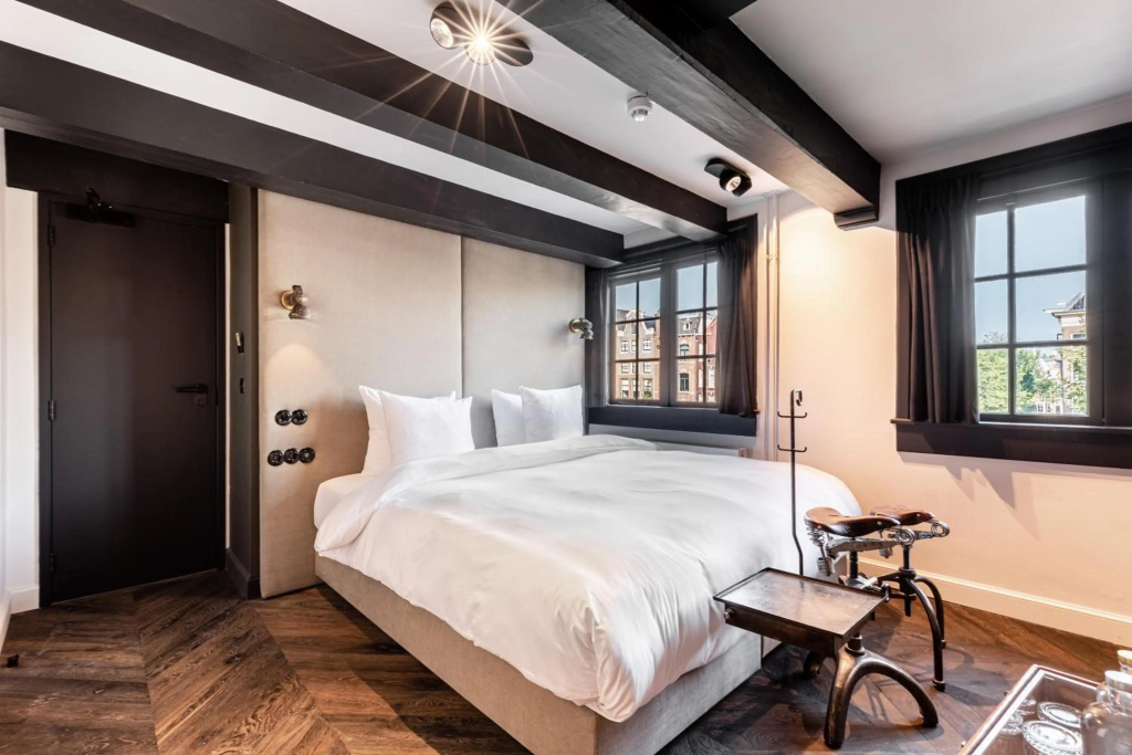 guest_rooms