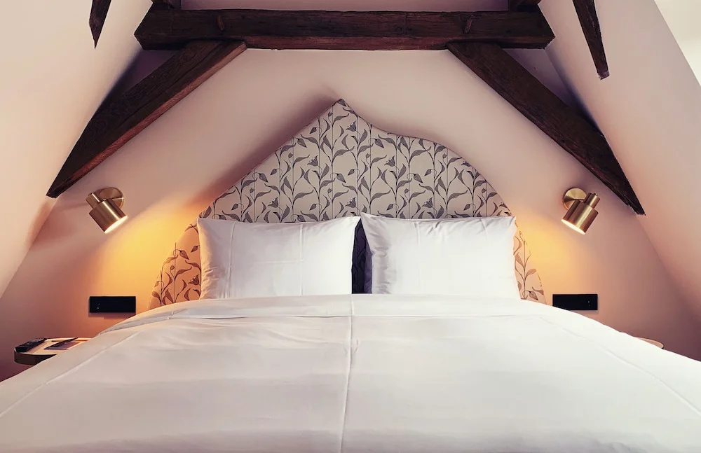 guest_rooms