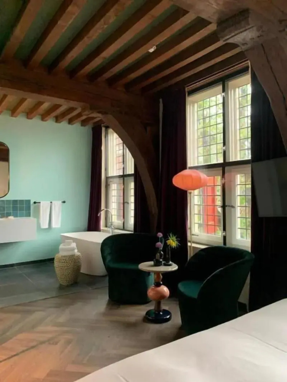 guest_rooms