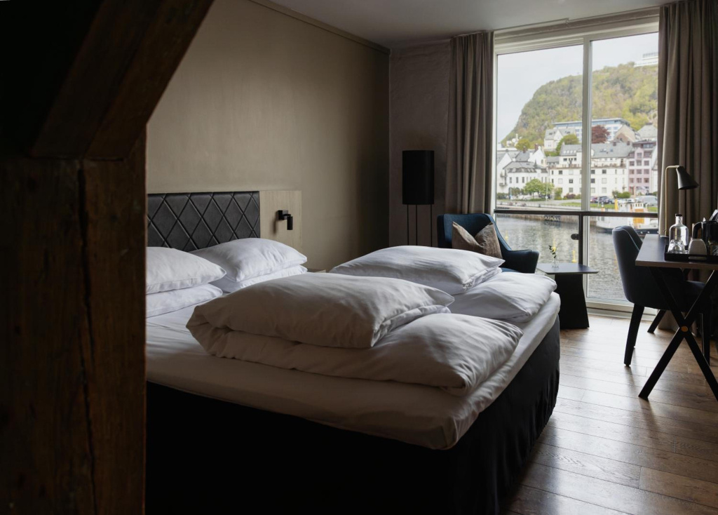 guest_rooms