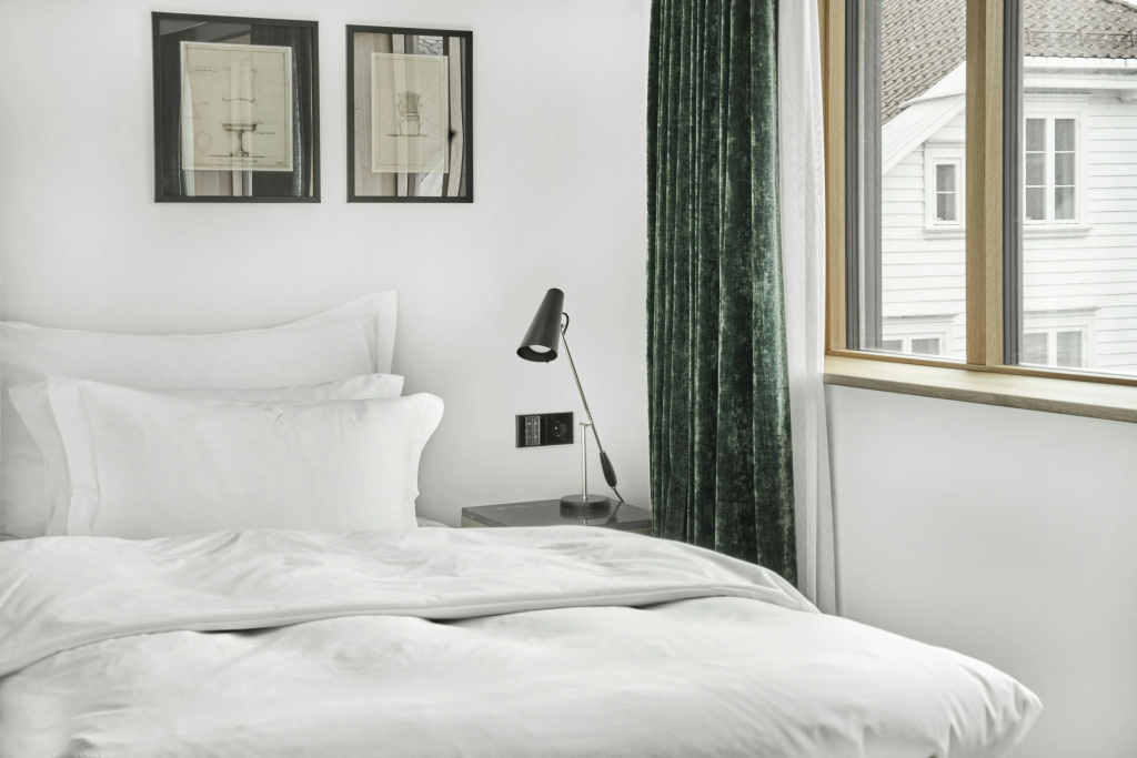 guest_rooms