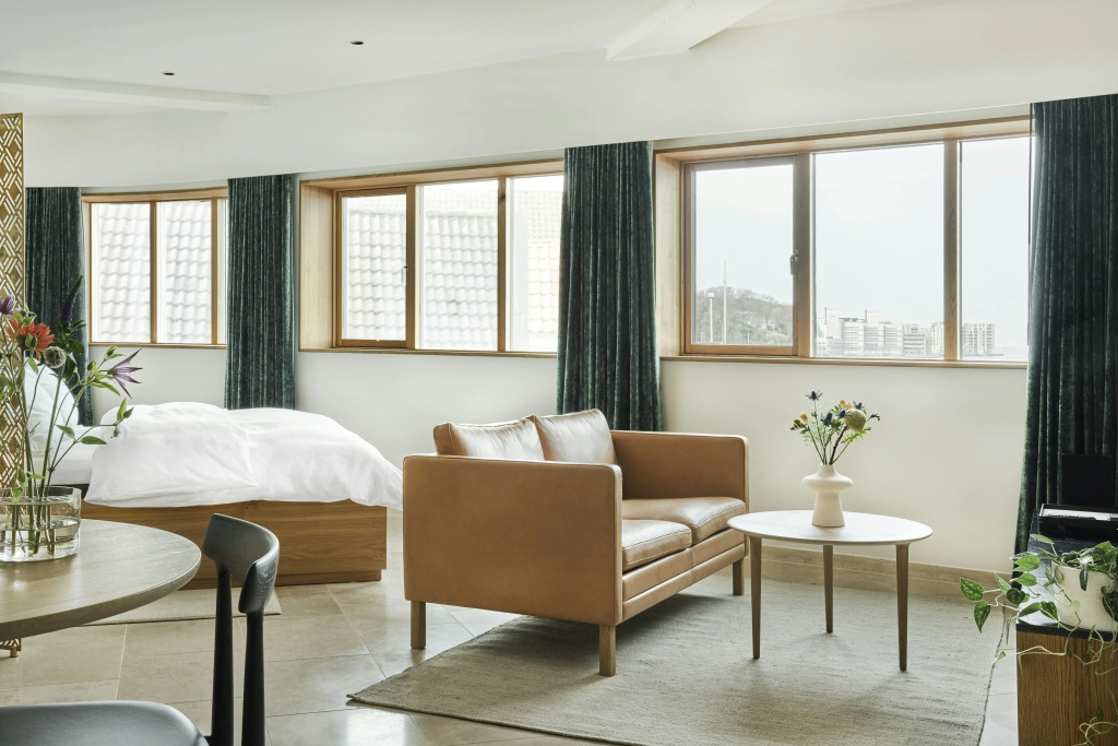 guest_rooms