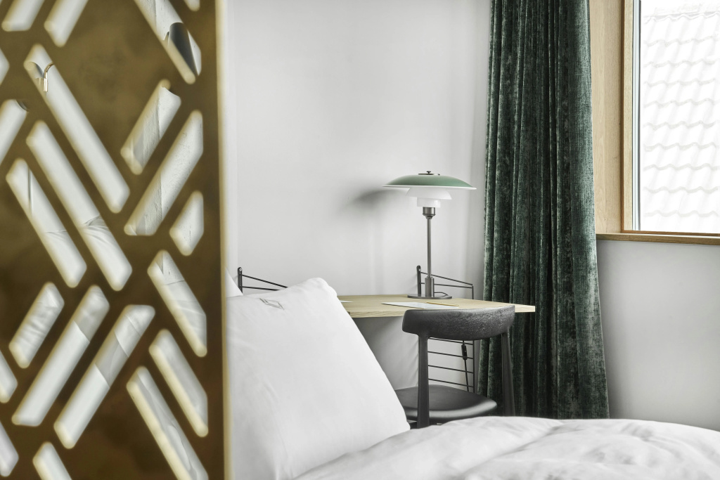 guest_rooms