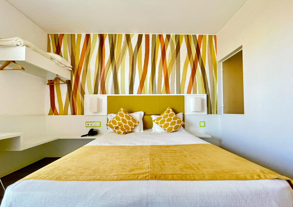 guest_rooms