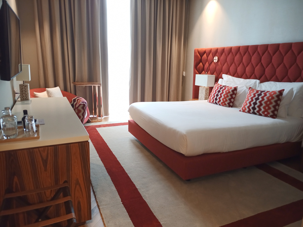 guest_rooms