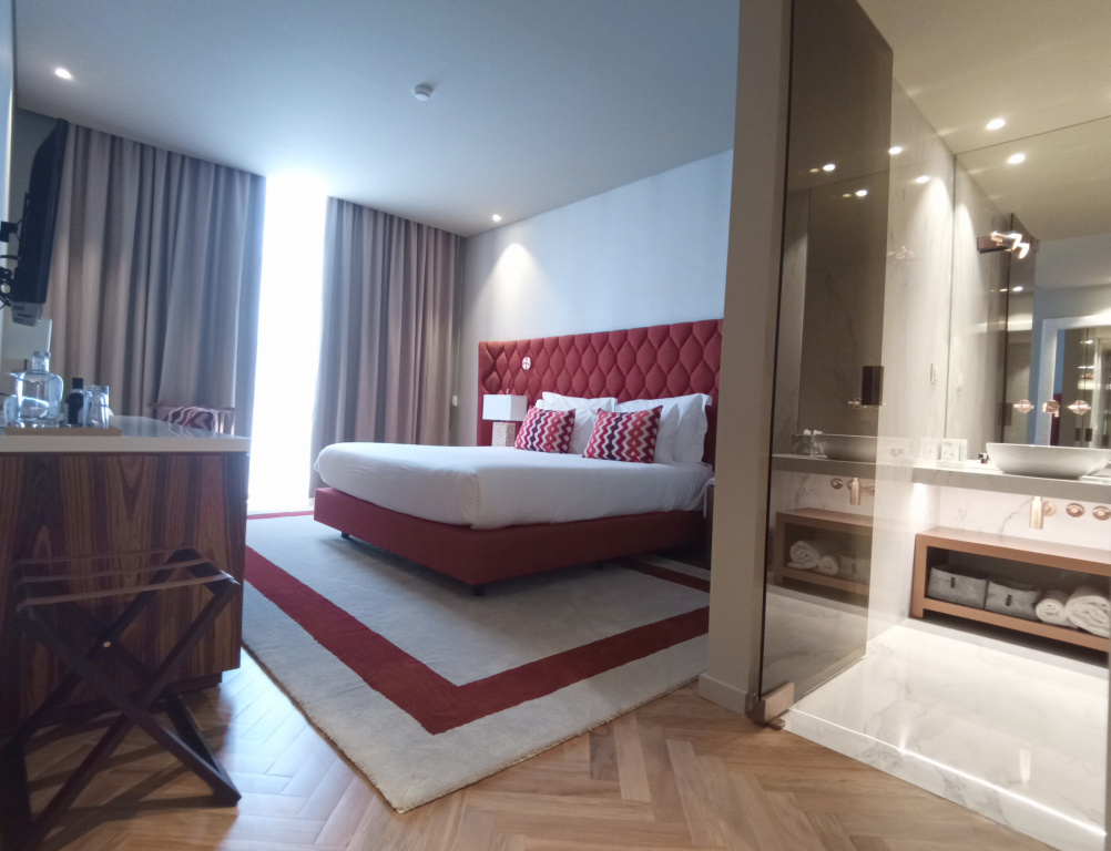 guest_rooms