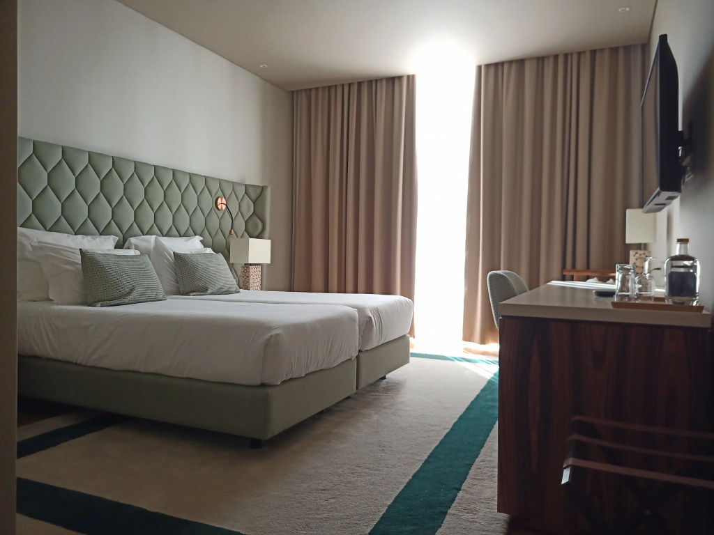 guest_rooms