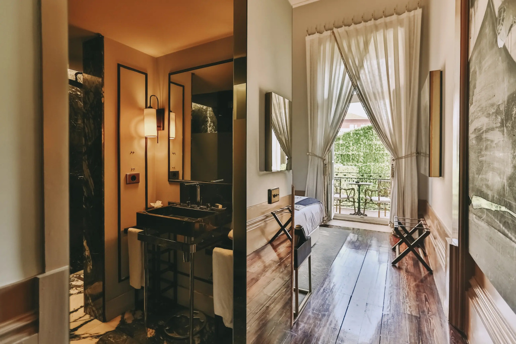 guest_rooms