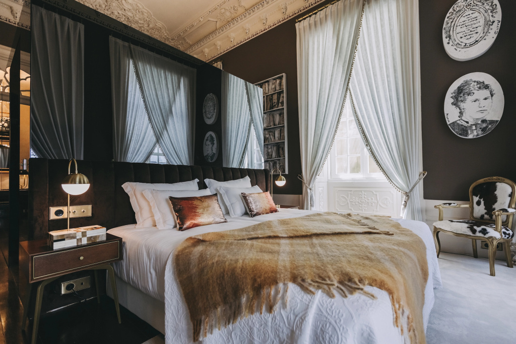 guest_rooms
