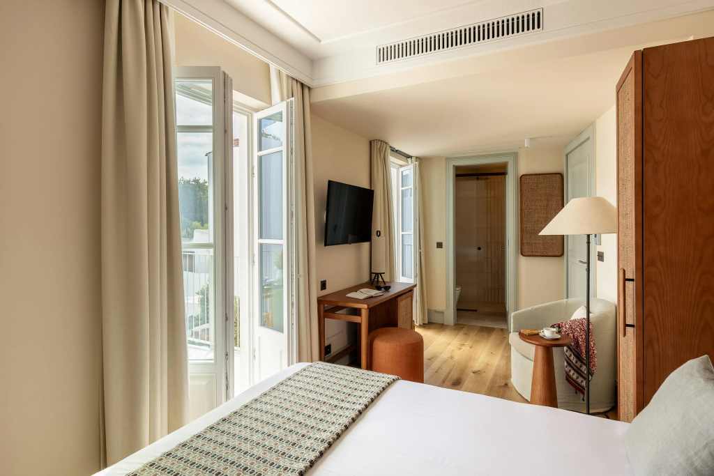 guest_rooms